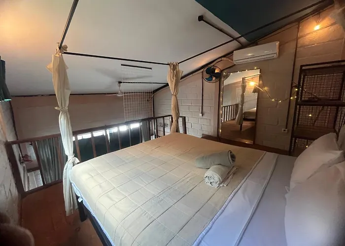 Surf Loft With Private Kitchen And Shared Pool *