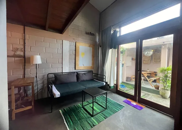 Surf Loft With Private Kitchen And Shared Pool Canggu (Bali)