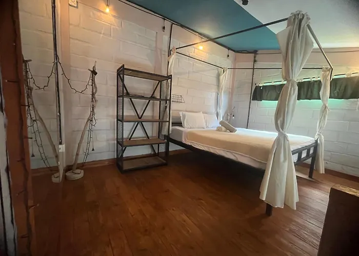 Apartment Surf Loft With Private Kitchen And Shared Pool Canggu (Bali)
