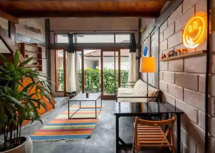 Surf Loft With Private Kitchen And Shared Pool Апартаменты *