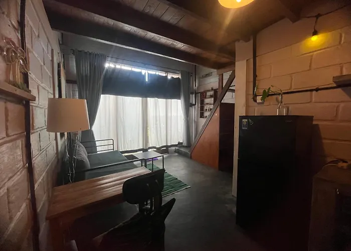Surf Loft With Private Kitchen And Shared Pool Canggu (Bali)
