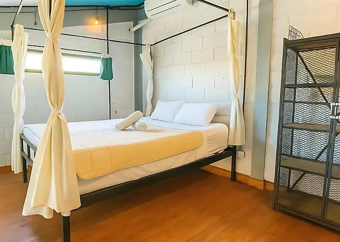 Surf Loft With Private Kitchen And Shared Pool Apartment